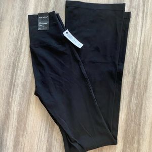 Aritiza Tna Chill Atmosphere Flare Pants leggings